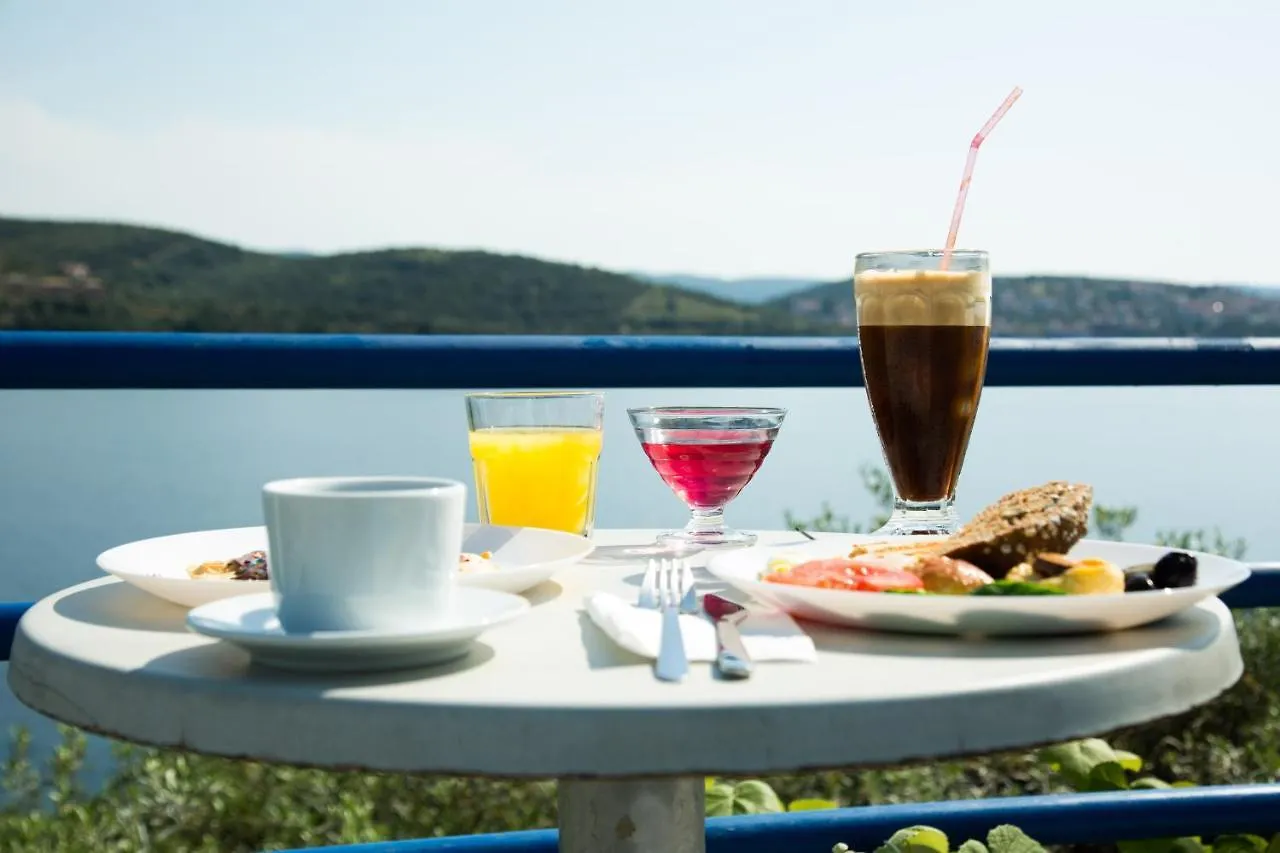 Assa Inn Pyrgadikia 0*,  Grèce